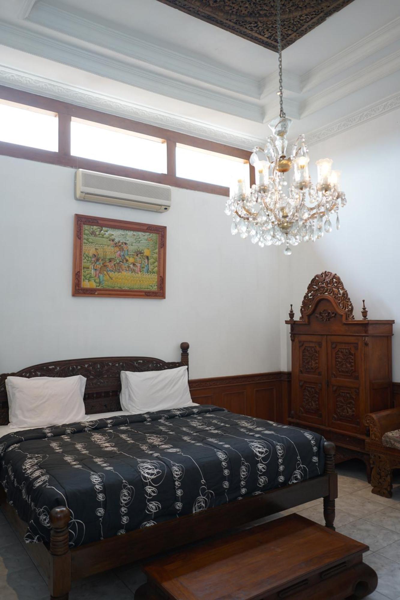 Rumah Pesik Art & Heritage Hotel Gondowulung Ngoại thất bức ảnh
