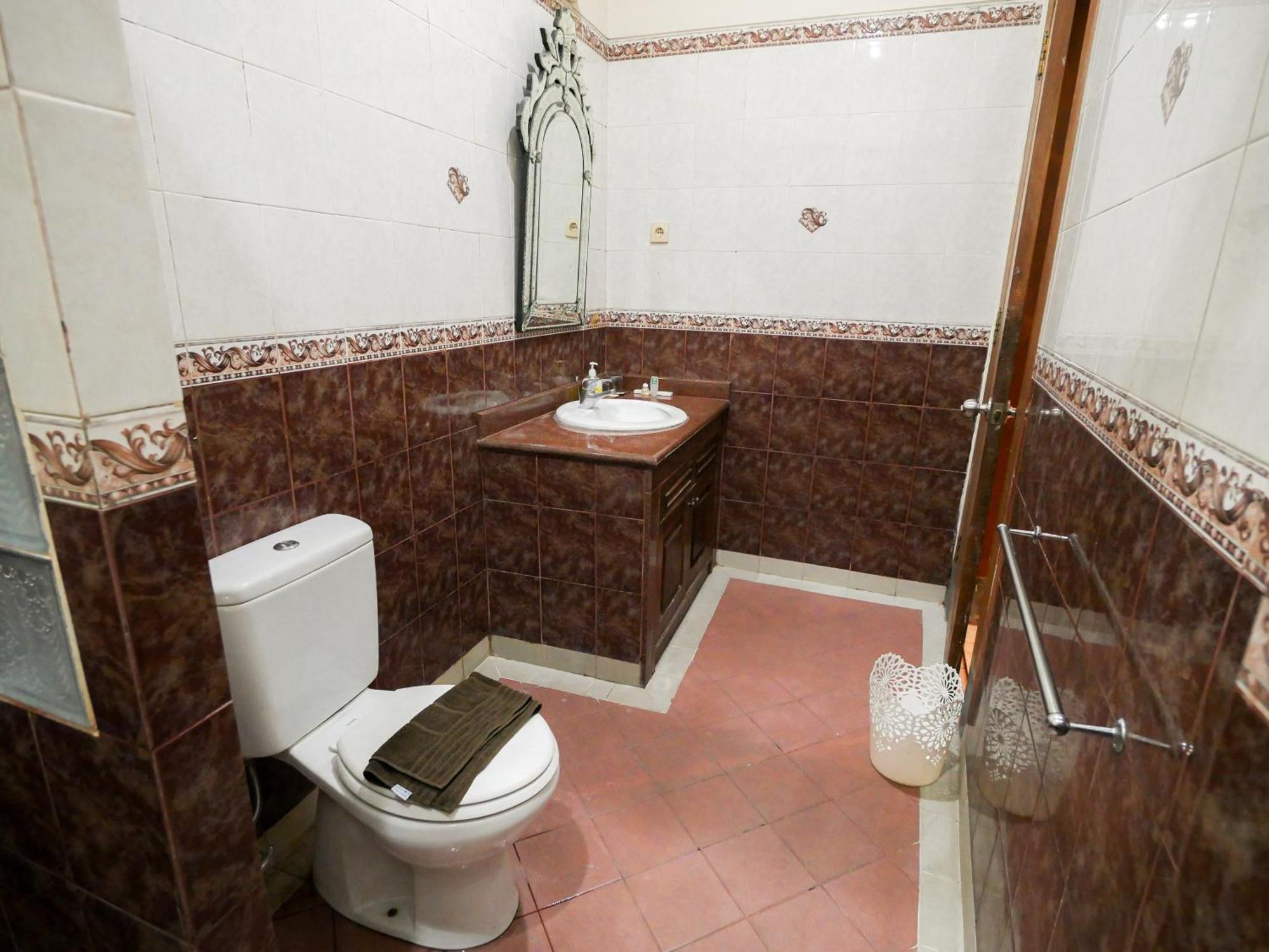 Rumah Pesik Art & Heritage Hotel Gondowulung Ngoại thất bức ảnh