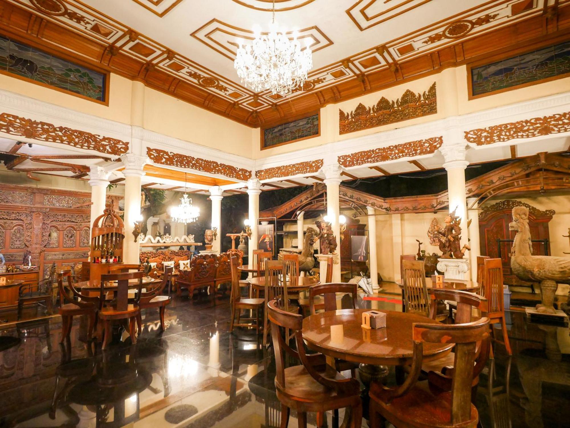 Rumah Pesik Art & Heritage Hotel Gondowulung Ngoại thất bức ảnh